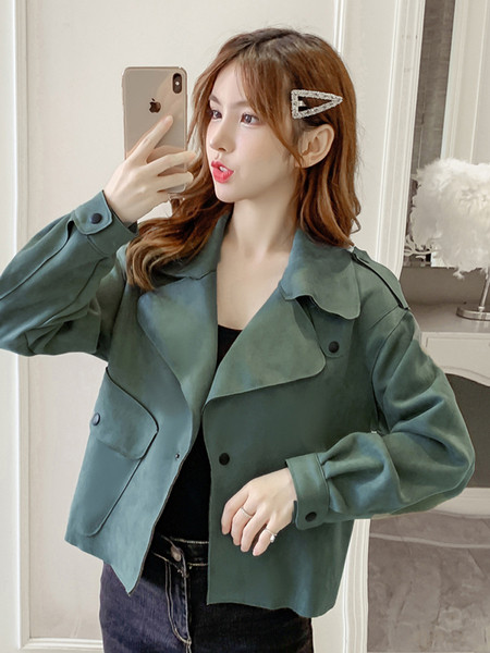 Uut mudelit pikkade sametvarrukatega naiste jope