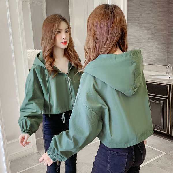 Női alkalmi kabát hosszú ujjal és kapucnival