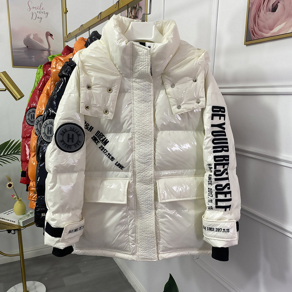 Új modell női téli kabát feliratokkal