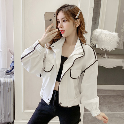 Új modell női alkalmi kabát magas gallérral és széles ujjakkal