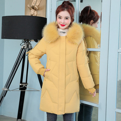 Γυναικείο χειμερινό μπουφάν με κουκούλα με κουμπιά - φαρδύ μοντέλο