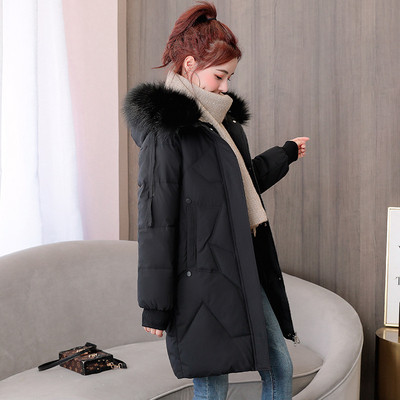 Γυναικείο χειμερινό μπουφάν με κουκούλα με κουμπιά - φαρδύ μοντέλο