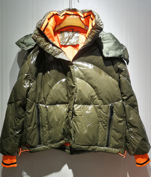 Új modell téli rövid kabát kapucnival