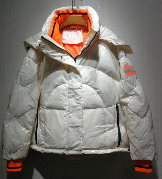 Új modell téli rövid kabát kapucnival