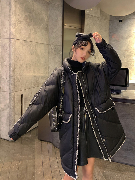 Γυναικείο χειμερινό μπουφάν με ψηλό γιακά και ζώνη 