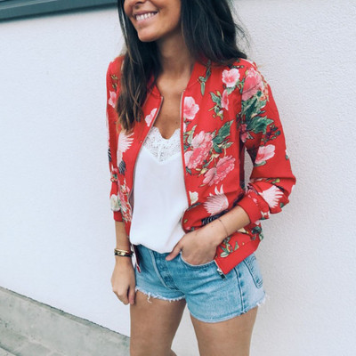 Női kabát mintával és virágmotívumokkal - két modell