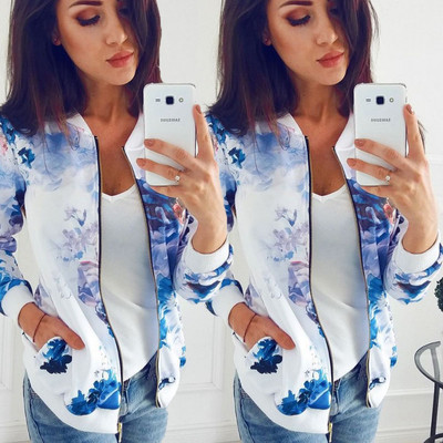 Női kabát mintával és virágmotívumokkal - két modell