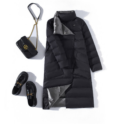 Dugačka ženska jakna s visokim ovratnikom i džepovima