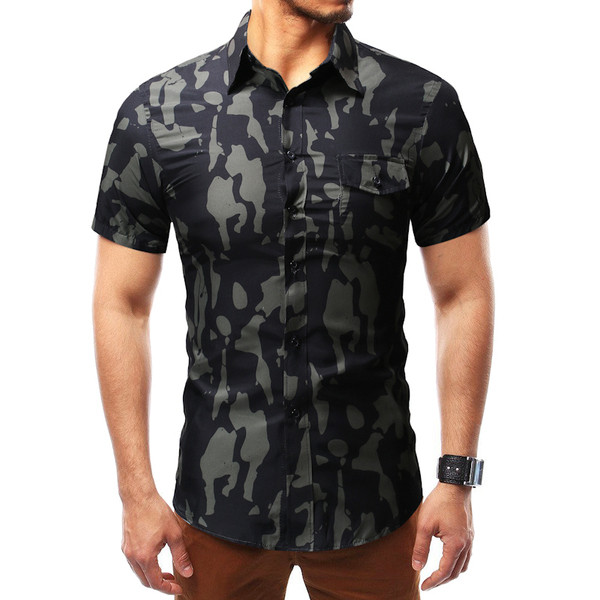 Modern férfi ing terepszínű mintával és rövid ujjal