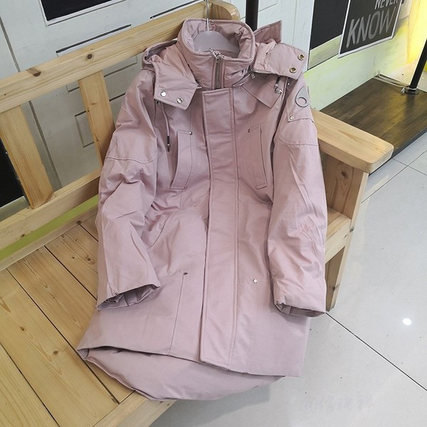 Naiste vabaaja jakk kõrge krae ja kapuutsiga