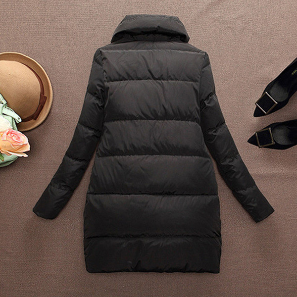 Novi model zimske ženske jakne sa V kragnom