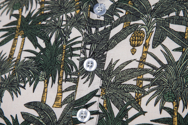 Modern, virágmintás férfi blúz