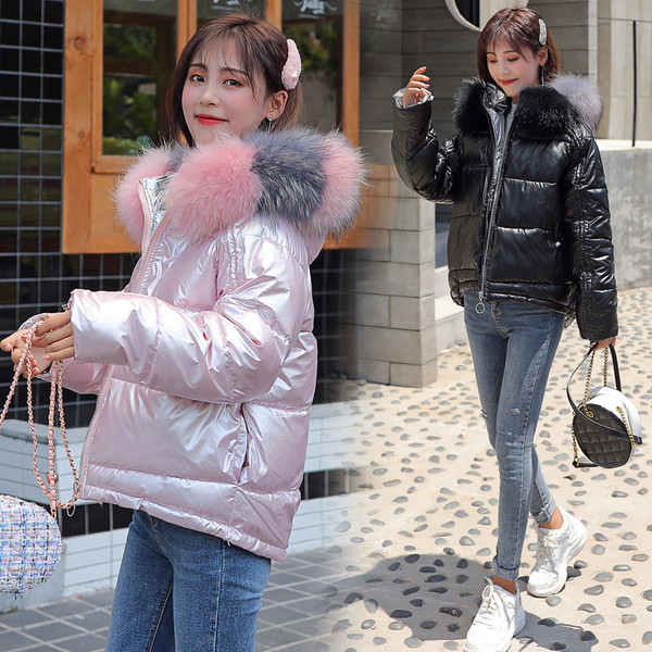 Naiste talve lühike jope värviliste sule ja taskutega - asümmeetriline mudel