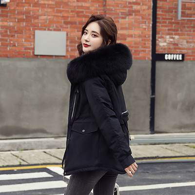 Γυναικείο μπουφάν πάρκα με ζεστή επένδυση και γούνα  στην κουκούλα