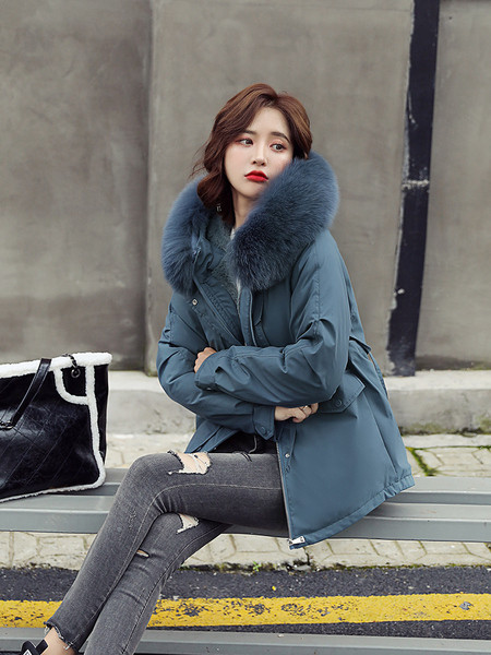 Γυναικείο μπουφάν πάρκα με ζεστή επένδυση και γούνα  στην κουκούλα