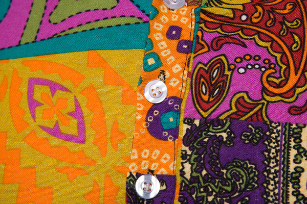 Aktuális férfi blúz modell gombokkal