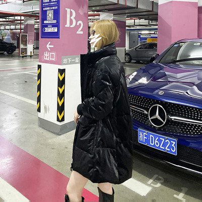 Νέο χειμερινό γυναικείο μπουφάν με ψηλό γιακά και τσέπες