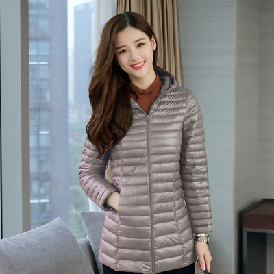 Kerge naiste jakk kapuutsiga ja suurustega kuni 6XL