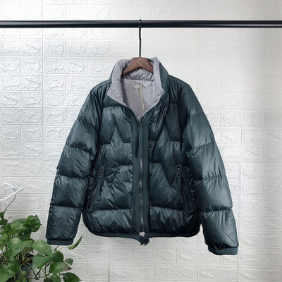 Naiste igapäevane kapuutsi ja lukuga talvejope