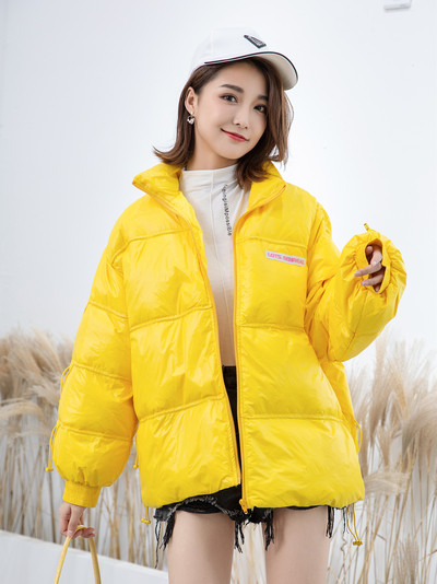 Női téli kabát nyakkendővel sima modell