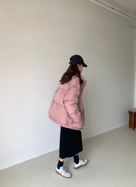 Īsa sieviešu plata jaka ar augstu apkakli