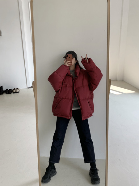 Īsa sieviešu plata jaka ar augstu apkakli