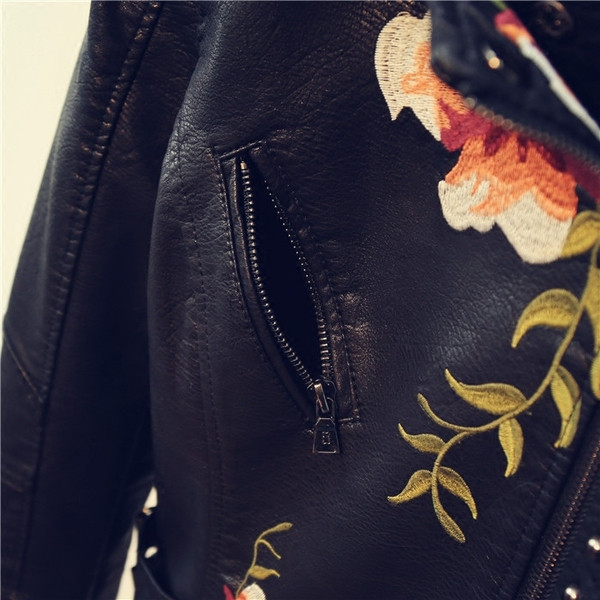 Új modell női kabát műbőrből, virágmintával