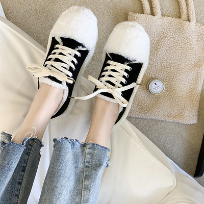 Alkalmi női tornacipő pehely és lapos talppal