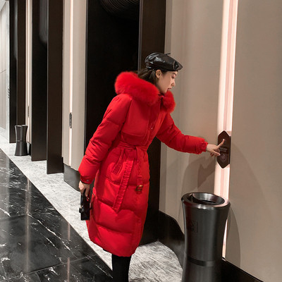 Μοντέρνο γυναικείο χειμερινό μπουφάν με κουκούλα και ζώνη μέσης