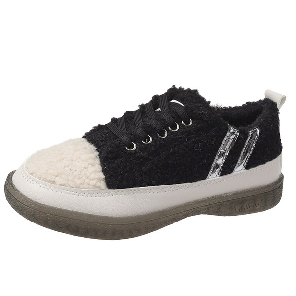 Női tornacipő lapos talppal és pehellyel