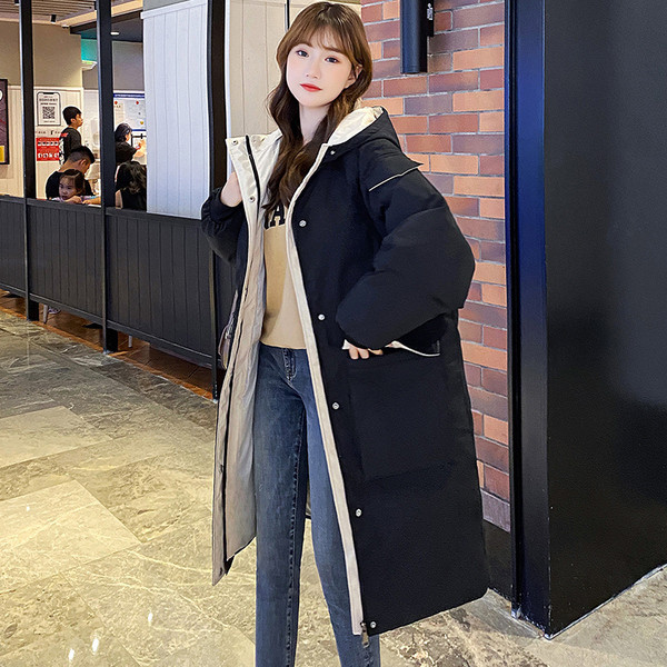 Pikk puuvillane jakk nööpide ja suurte taskutega