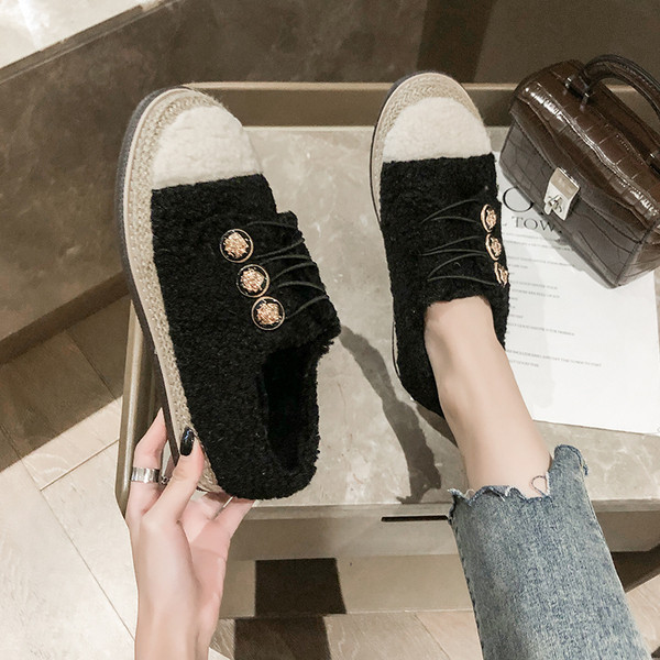 Pehmed sügisesed elastsete paeltega naiste kingad