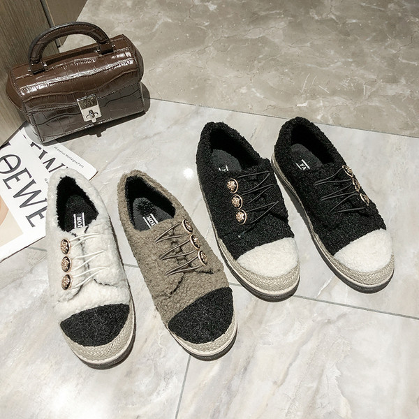 Pehmed sügisesed elastsete paeltega naiste kingad