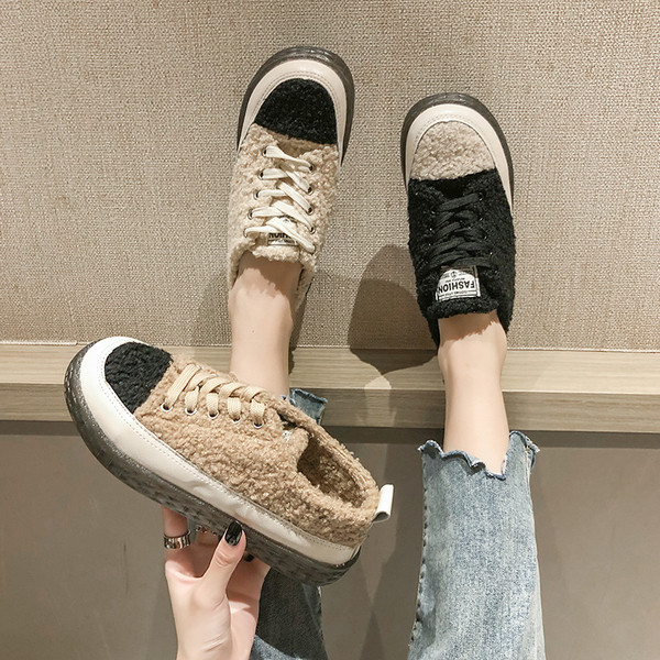 Naiste vabaaja tossud pehme katte ja paeltega