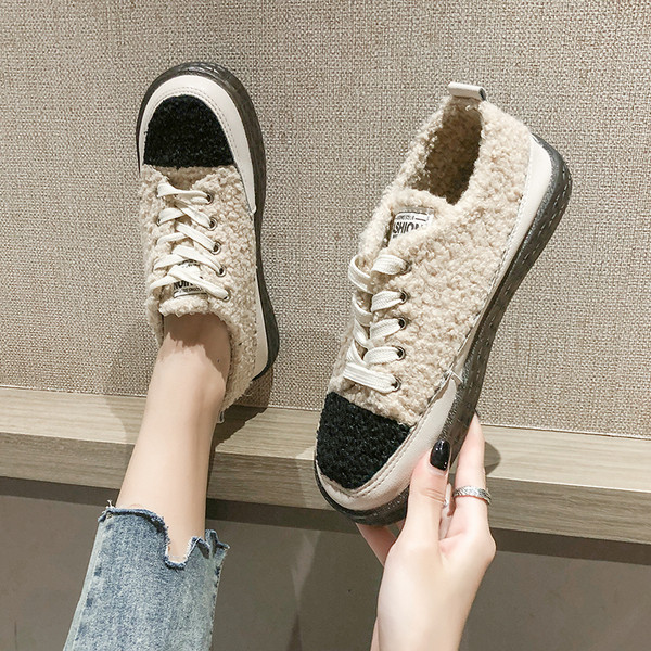 Naiste vabaaja tossud pehme katte ja paeltega