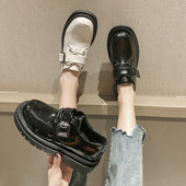 Stilīgi sieviešu apavi no eko ādas ar šņorēm un sprādzi