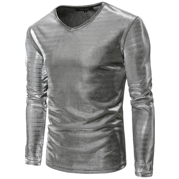 Stiilne meeste pluus ovaalse kaelusega ja pikkade varrukatega