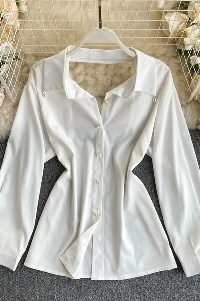 Elegantna ženska košulja Slim model s dugim rukavima i perlama na leđima