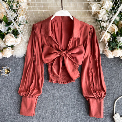 Moodne naiste särk 3D paela ja klassikalise kraega