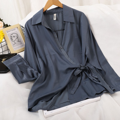 Moodne lipsude ja pikkade varrukatega naiste särk