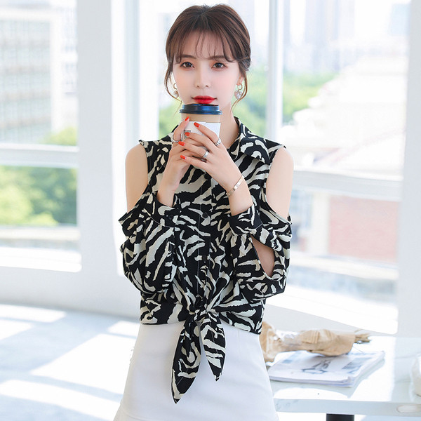 Alkalmi női ing állatmintás és kivágásokkal