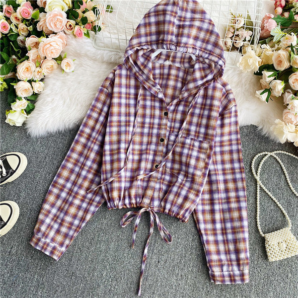 Alkalmi női ing kapucnival és hosszú ujjal