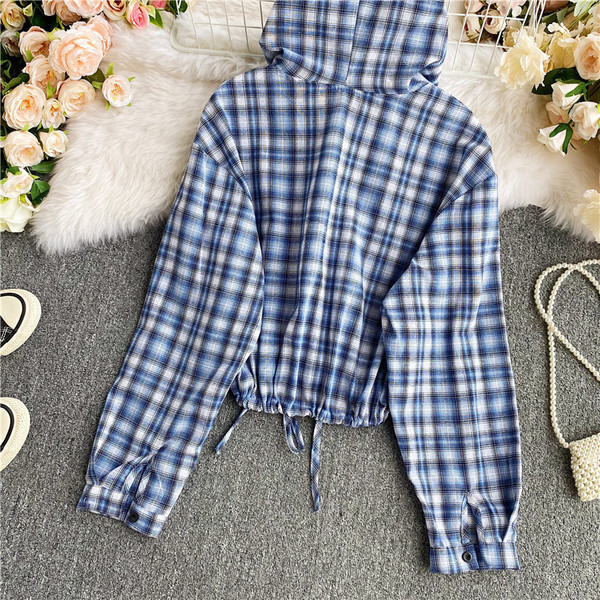 Alkalmi női ing kapucnival és hosszú ujjal