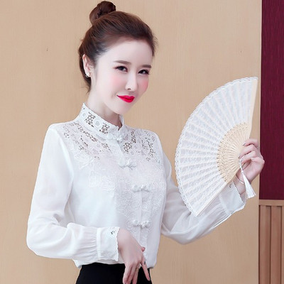 Modern női ing hímzéssel és alacsony gallérral