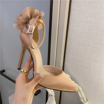 Дамски сатенени сандали с 3D елемент