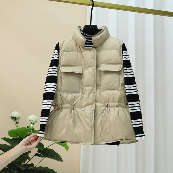 Γυναικείο γιλέκο casual με τσέπες και ψηλό γιακά