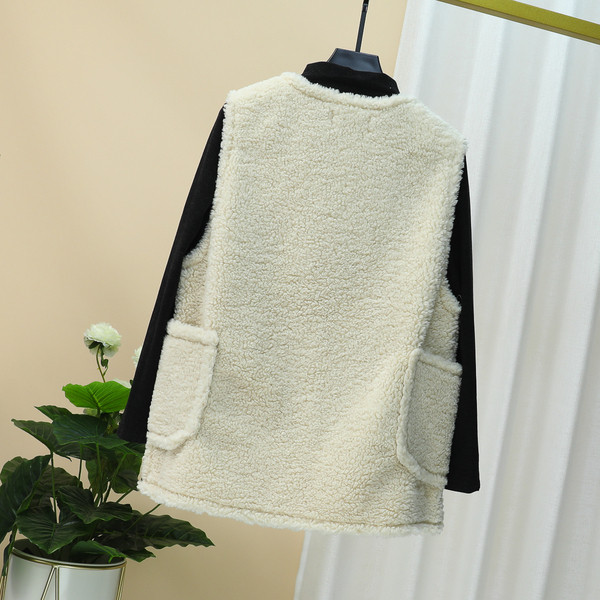 Γυναικείο πουκάμισο μοντέρνο με κουμπιά και τσέπες