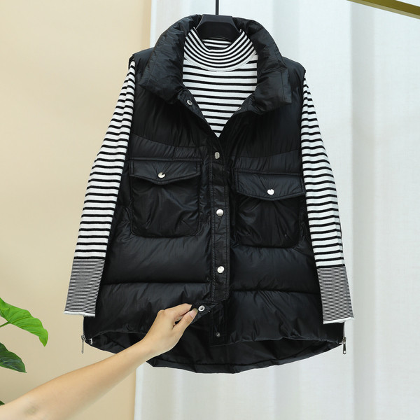 Hétköznapi széles, zsebes női mellény