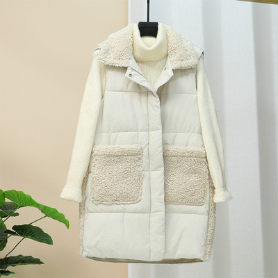 Hosszú női mellény pehellyel és gombokkal