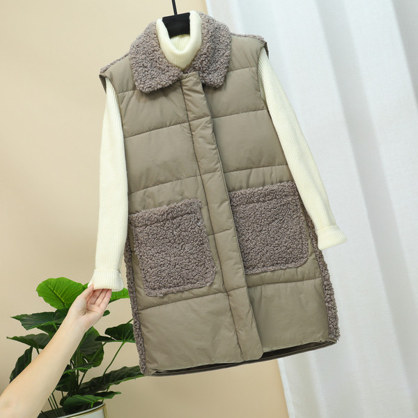 Hosszú női mellény pehellyel és gombokkal